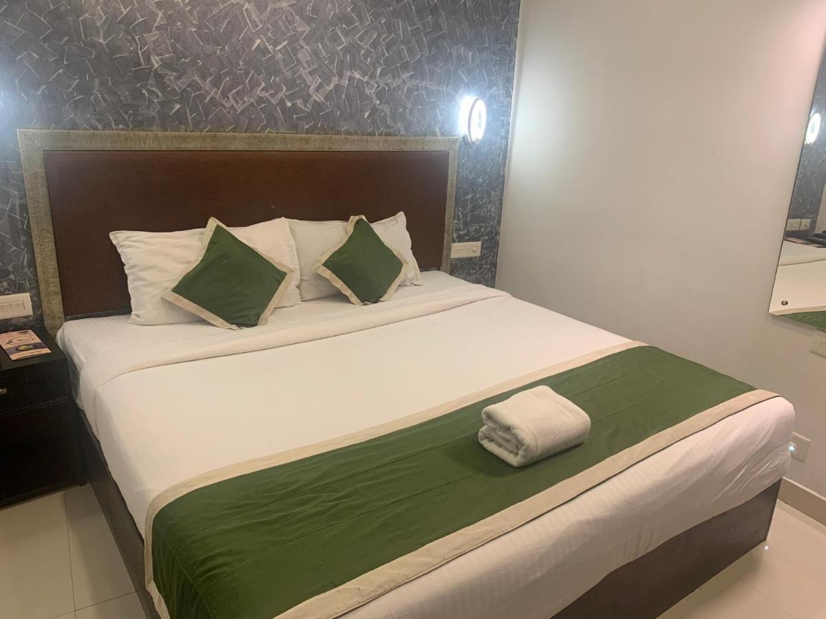 Hotel Greenlife Kochi Exterior foto