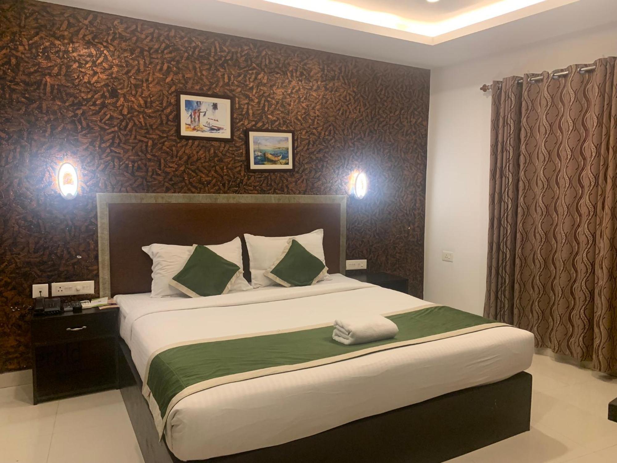 Hotel Greenlife Kochi Exterior foto